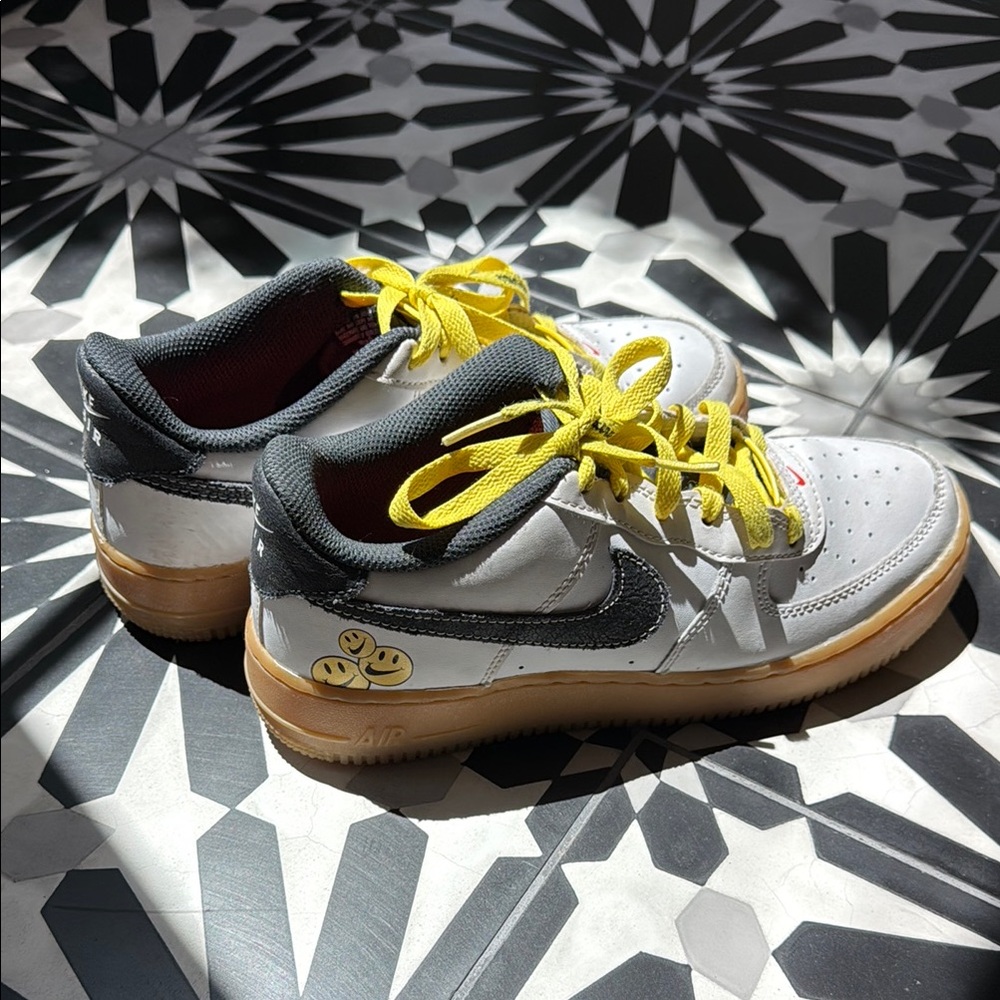 Nike Air Force 1